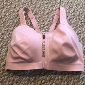 Victoria’s Secret Incredible Knockout Bra